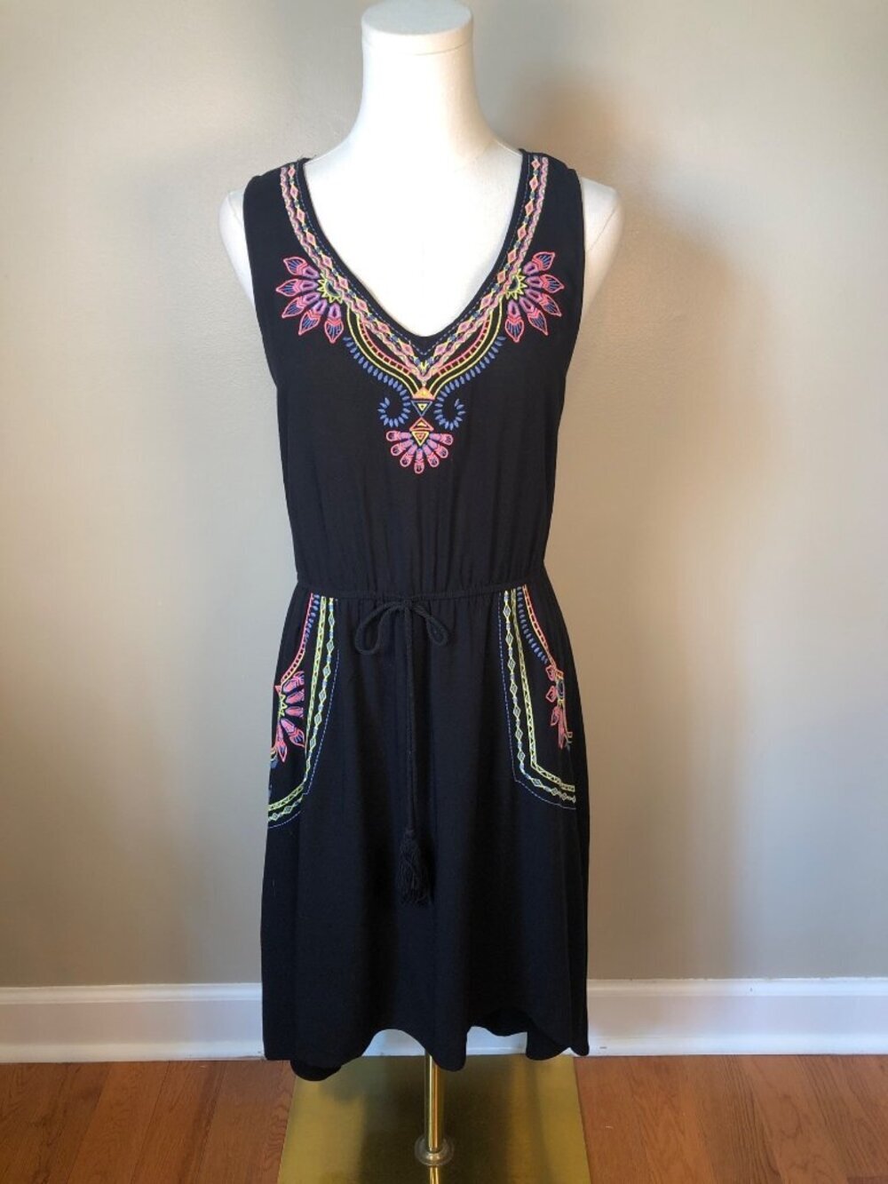 Neiman Marcus Neon Embroidered Black Sleeveless Dress -M Boho Festival Resort